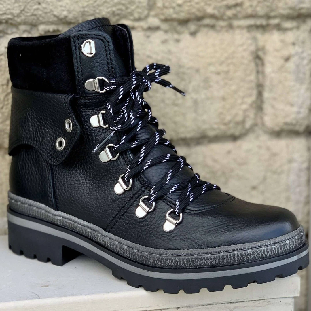 Eric Michael Women'S Cynthia Boots in Black 3 Eric Michael Women'S Cynthia Boots in Black