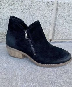 Eric Michael Women'S Dallas Suede Ankle Boot in Black