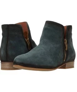 Eric Michael Isabella in Green Suede - women